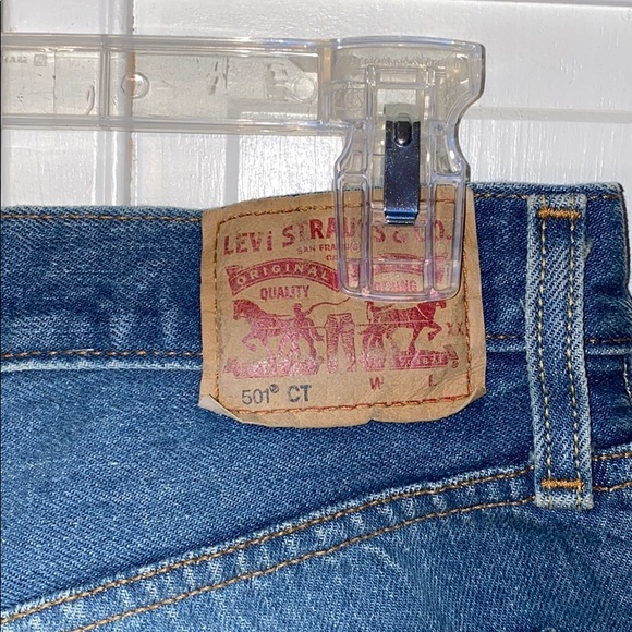 Blue jeans - Picture 3 of 4